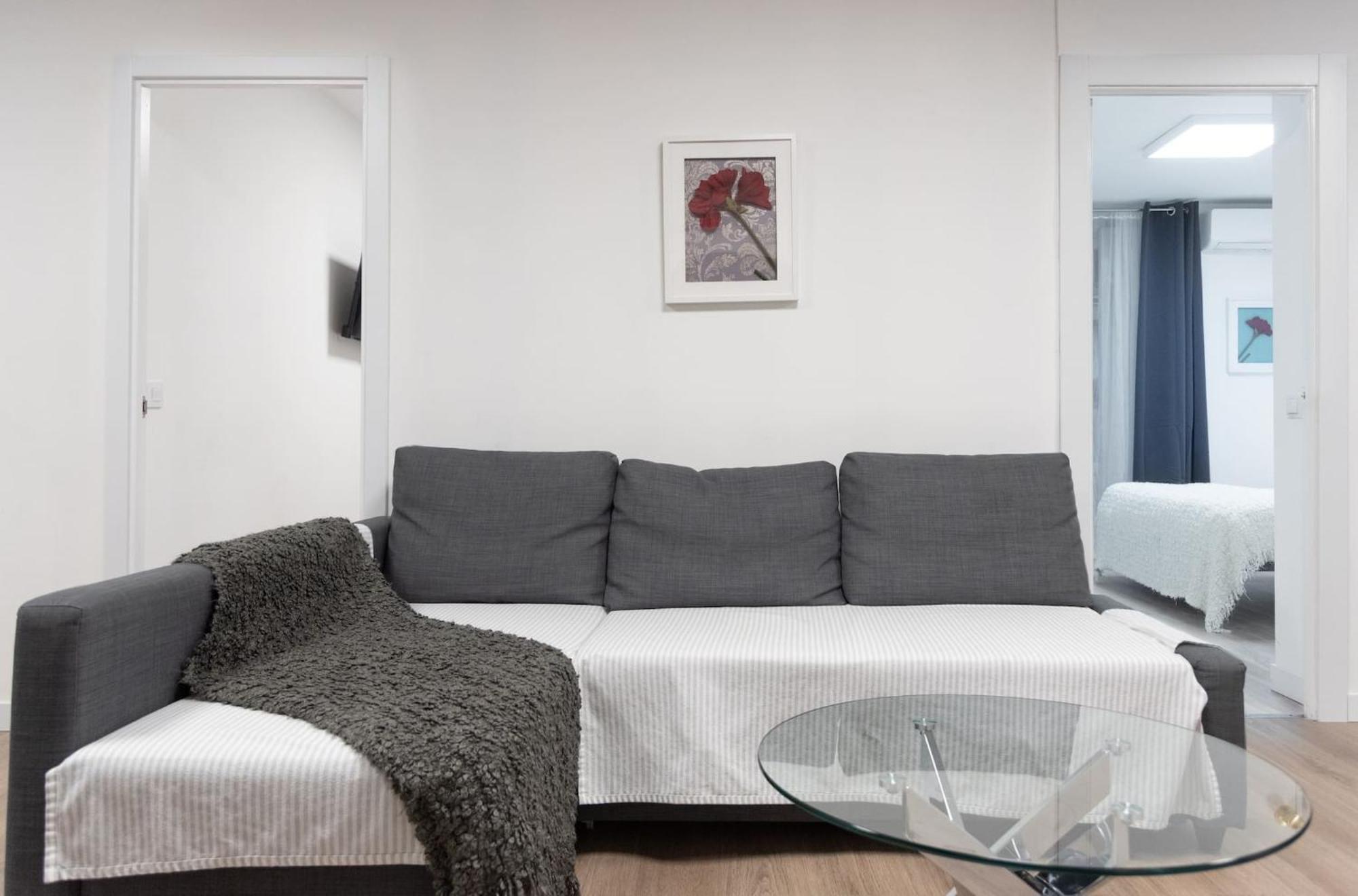 Apartamentos Day Madrid Santo Domingo Centro Gran Via Sol Malasana Exteriér fotografie
